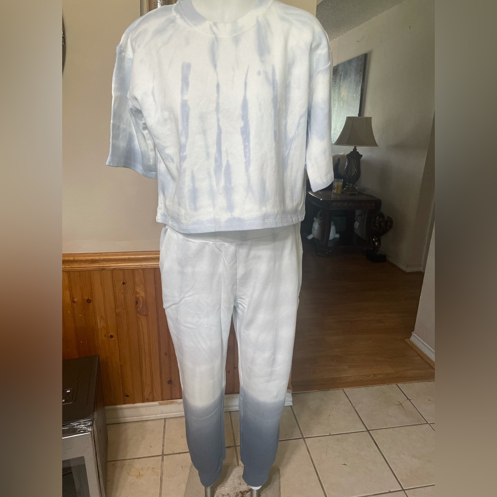 525 America Tie Dye Dip-Die Suit